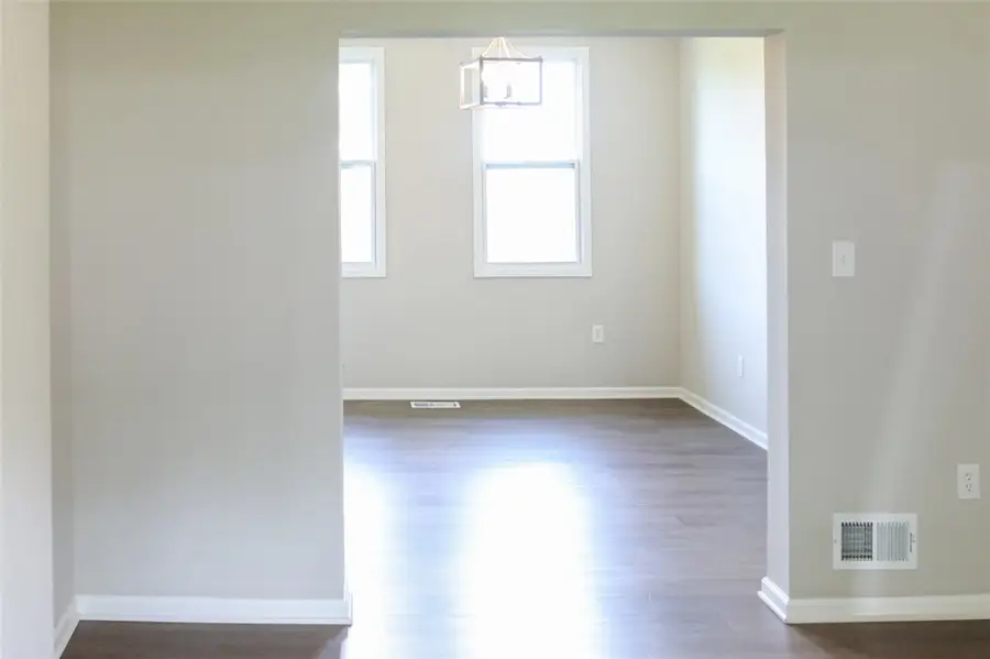 1327 Triana St, Pittsburgh, PA 15210 - #3