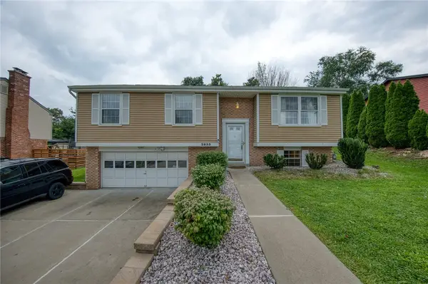 2833 Dolores Dr, South Park, PA 15129