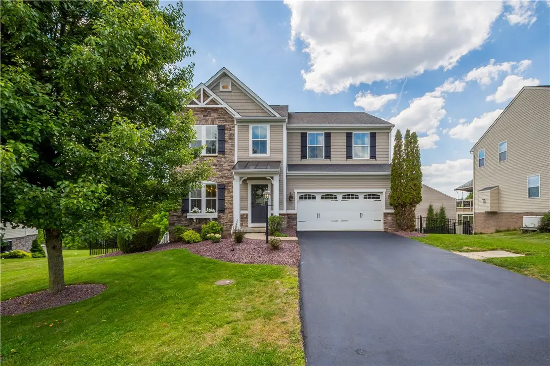 2087 Majestic Dr, Canonsburg, PA 15317 - #1