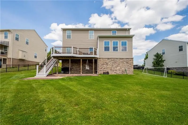 2087 Majestic Dr, Canonsburg, PA 15317 - #2