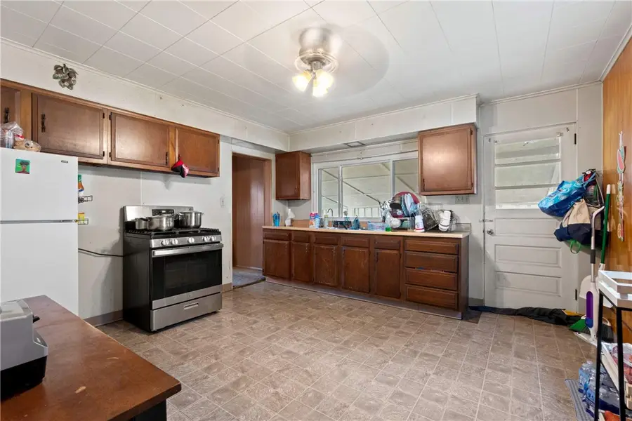 112 Bouquet Street, Homestead, PA 15120 - #3