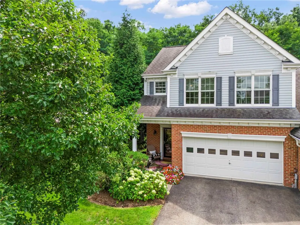 1320 Maplewood Cir, Washington, PA 15301 - #1