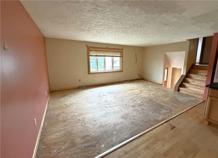 631 Wellington Drive, Greensburg, PA 15601 - #3