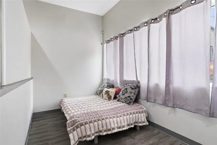 753 Chartiers Ave, McKees Rocks, PA 15136 - #3