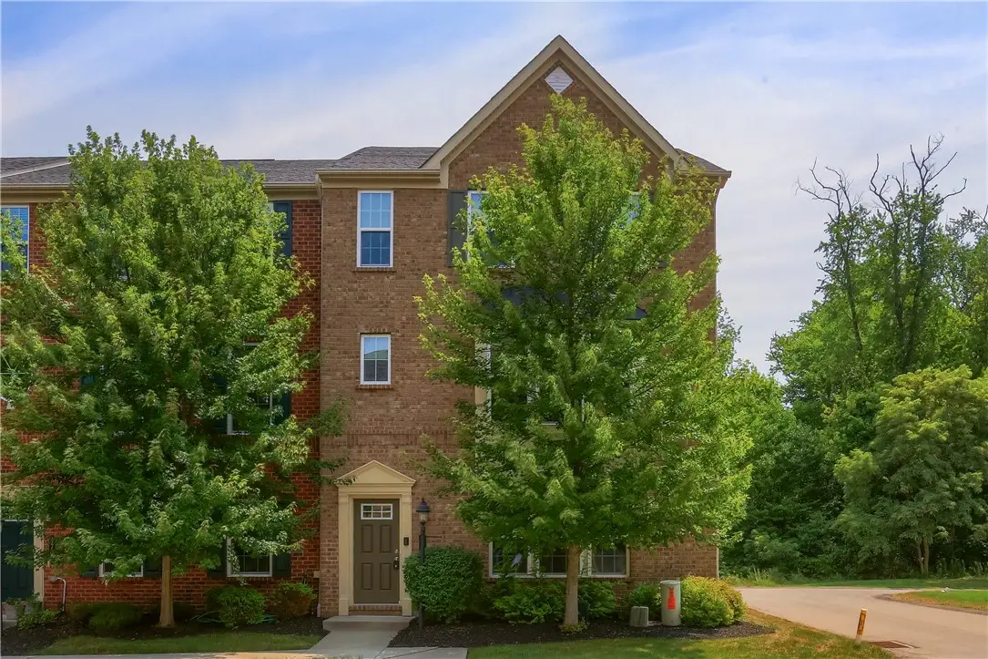 1720 St Johns Ln, Sewickley, PA 15143 - #1