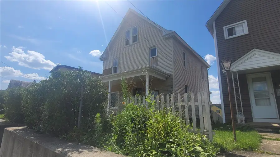 232 W 3rd St, Derry, PA 15627 - #3