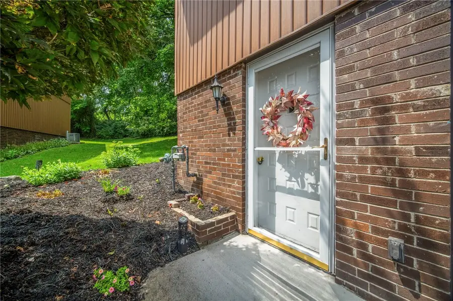 130 Freedom Dr N, Bridgeville, PA 15017 - #3