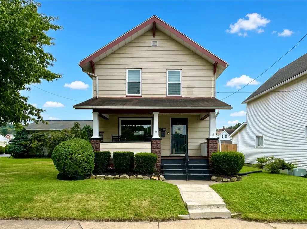 1028 Dewey Ave, New Castle, PA 16101 - #1