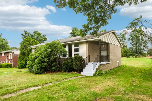 7 Rolling Road Road, Cranberry Twp, PA 16066