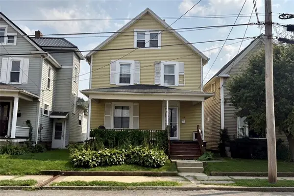 319 Wayne Ave, Ellwood City, PA 16117