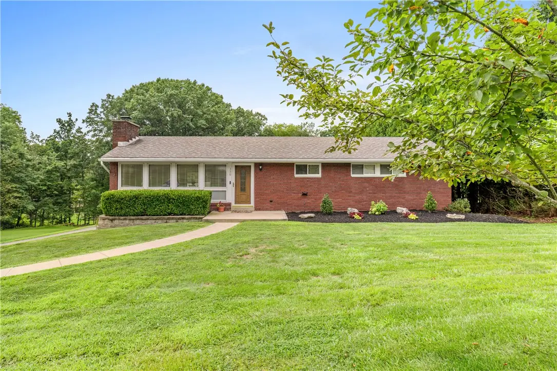 336 Maple Rd, Pittsburgh, PA 15239 - #1