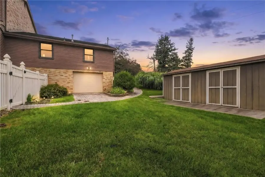1107 Mohawk Rd, South Fayette, PA 15057 - #2
