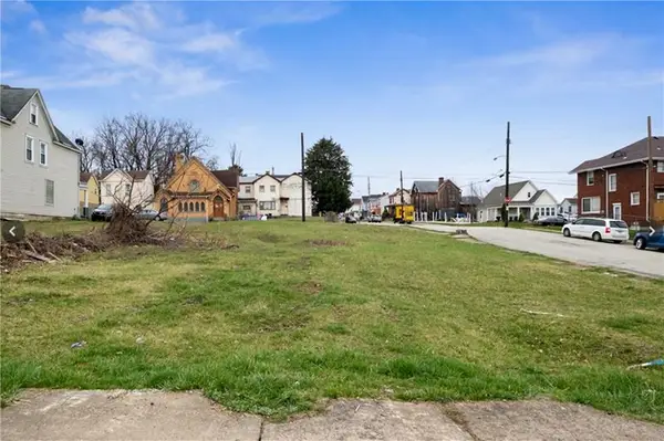 1506 Mcclure St, Homestead, PA 15120