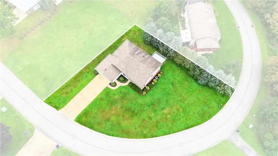 336 Shannon Circle, New Brighton, PA 15066 - #3