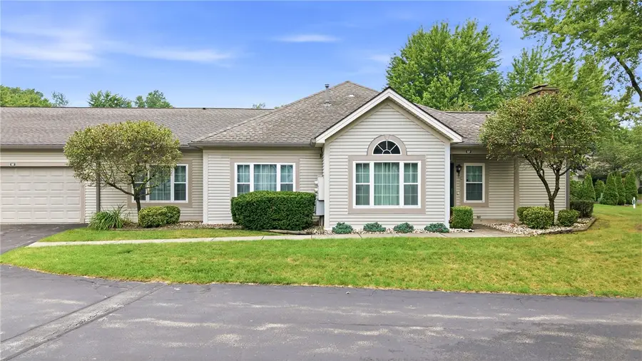 57 Stone Ridge Blvd, Hermitage, PA 16148 - #2