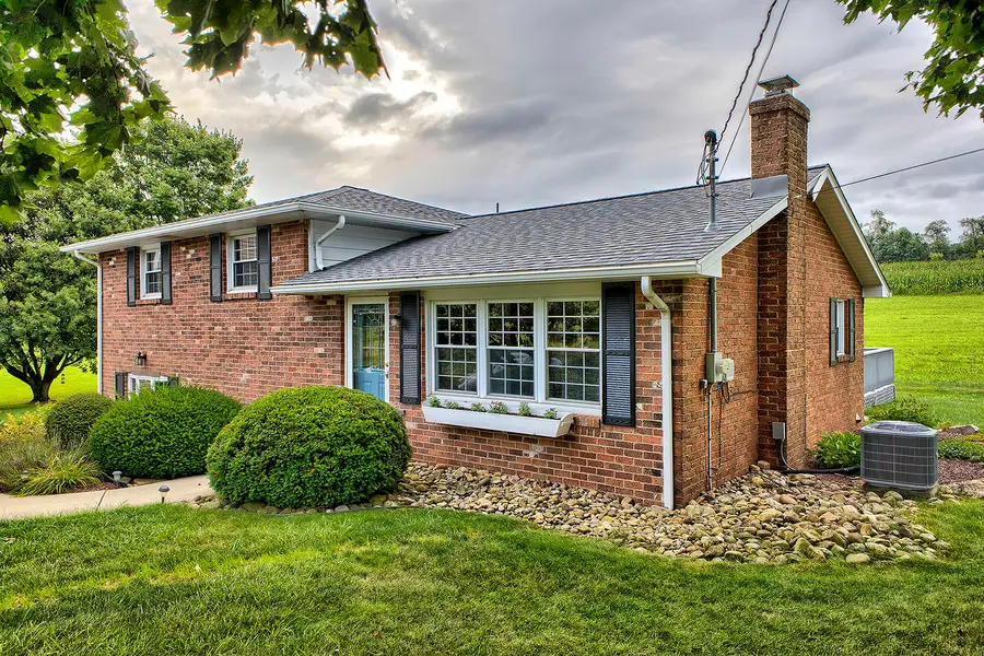 350 Heimann Road, Latrobe, PA 15650 - #2