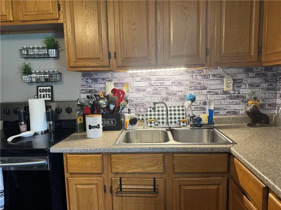 128 Keeny Row, New Salem, PA 15468 - #2