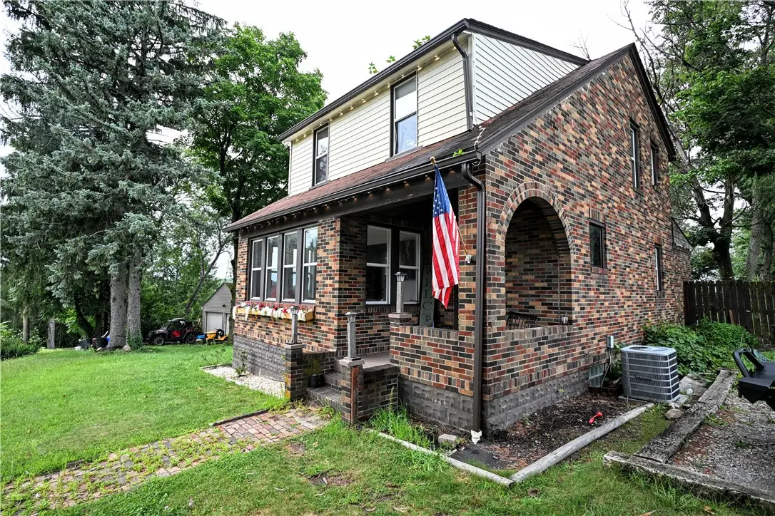 1718 4th St, Monongahela, PA 15063 - #1