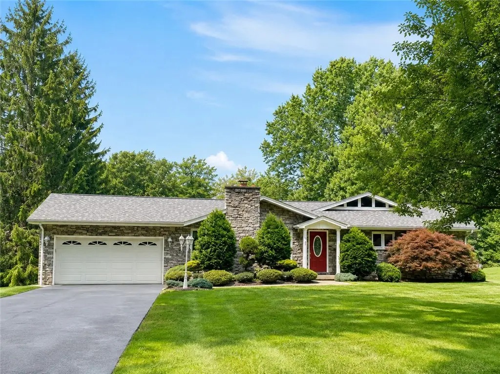 157 Randall Dr, New Castle, PA 16105 - #1
