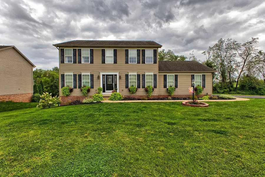 125 Ashton Drive, Mount Pleasant, PA 15666 - #2