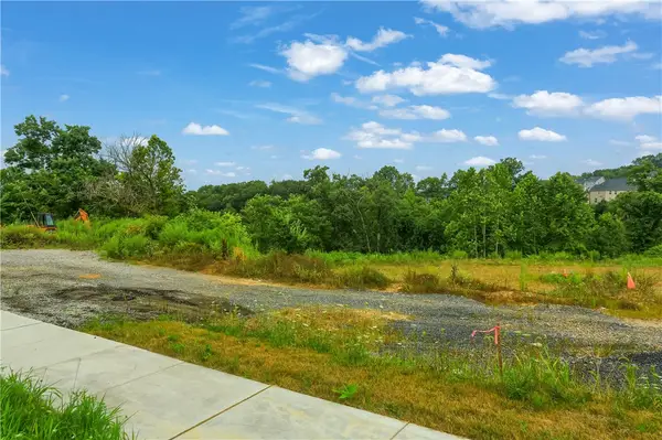 Lot 2 Beaver Grade Road, Mc Kees Rocks, PA 15136