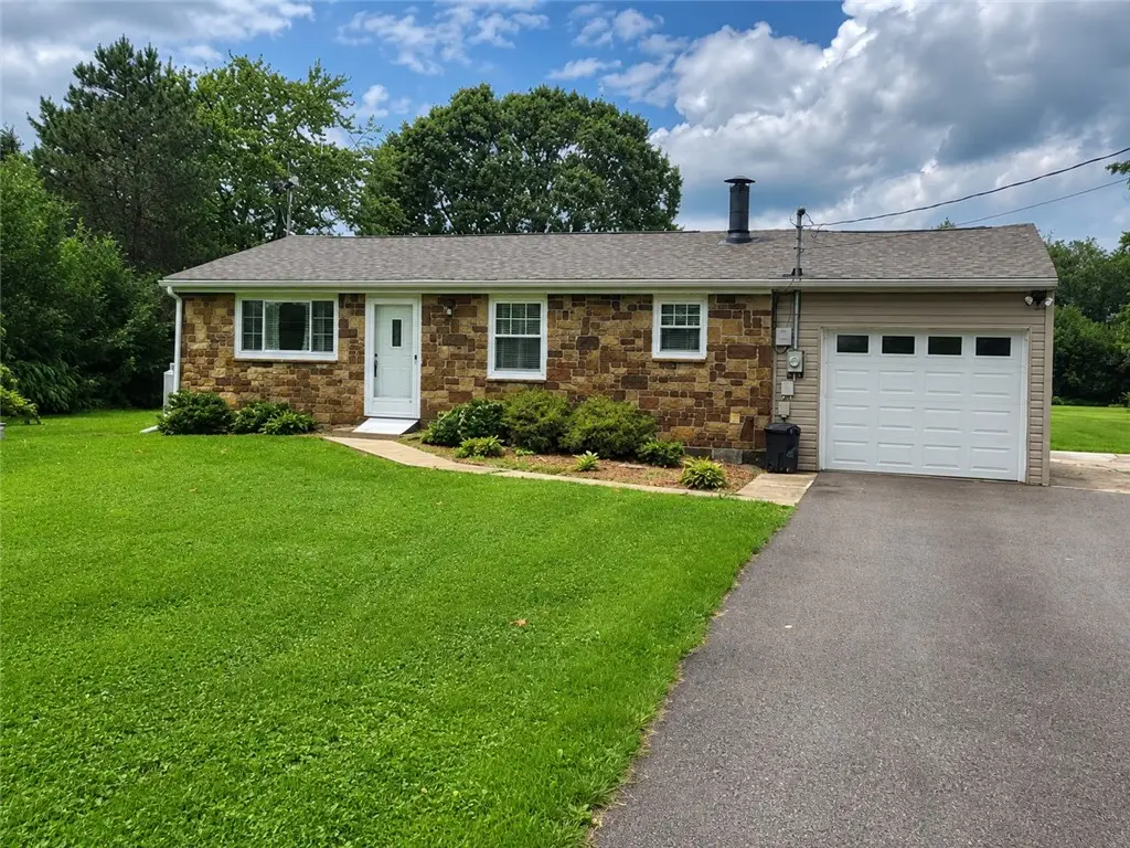167 Golden City Rd, Saxonburg, PA 16056 - #1