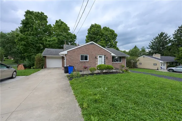 1013 Shenango Rd, Beaver Falls, PA 15010