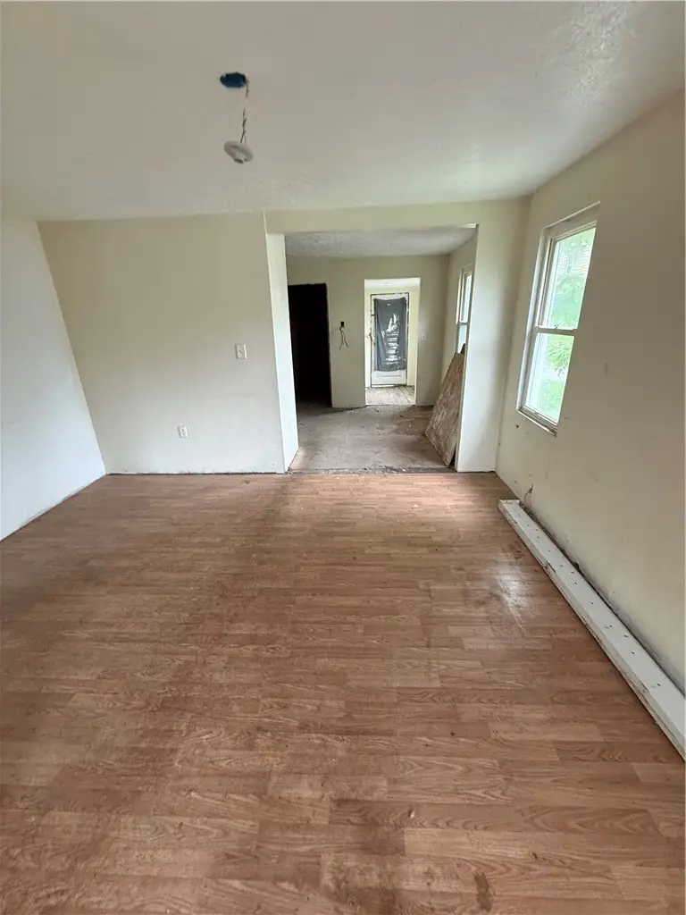 2 Bell Ave, Washington, PA 15301 - #2