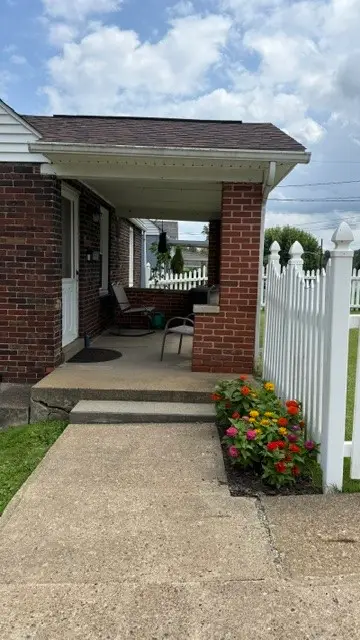 156 Central Ave, North Versailles, PA 15137 - #3