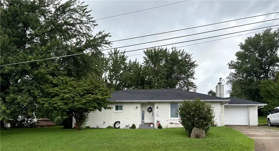 115 Frisbee Ave, Connellsville, PA 15425 - #3