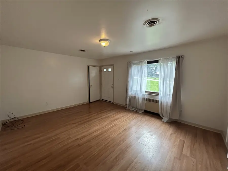 6944 Shannon Rd, Penn Hills, PA 15147 - #3