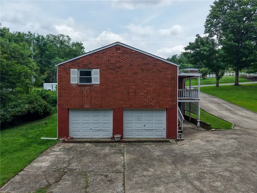 545 Muse Bishop Road, Cecil Bishop, PA 15057 - #2