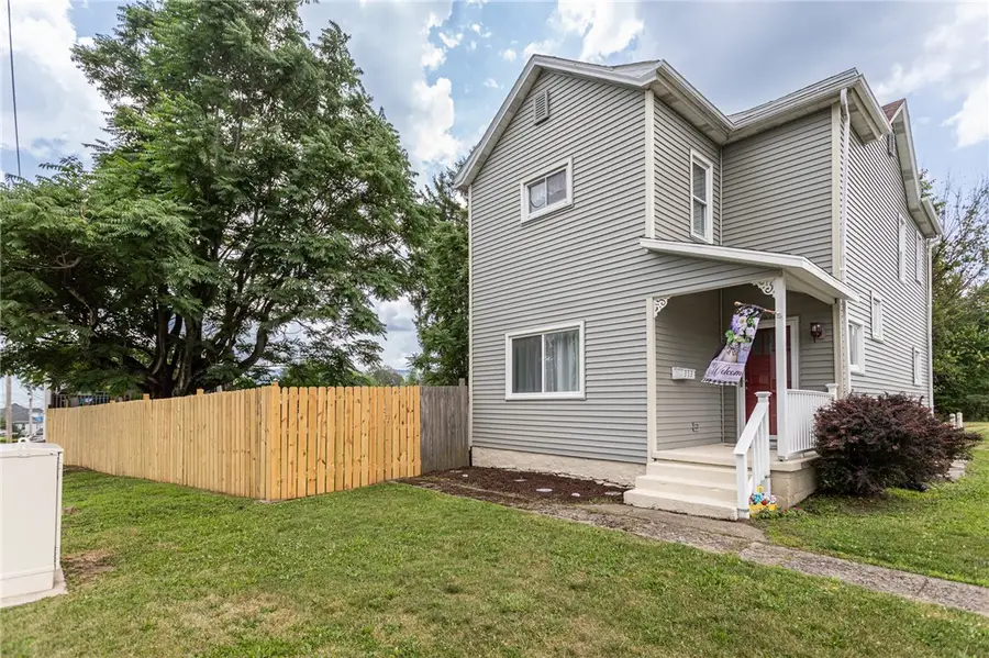 353 Derrick Ave, Uniontown, PA 15401 - #3