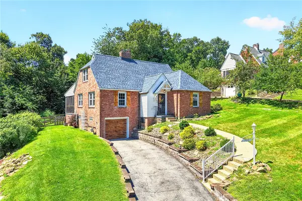 720 Summit St, Coraopolis, PA 15108