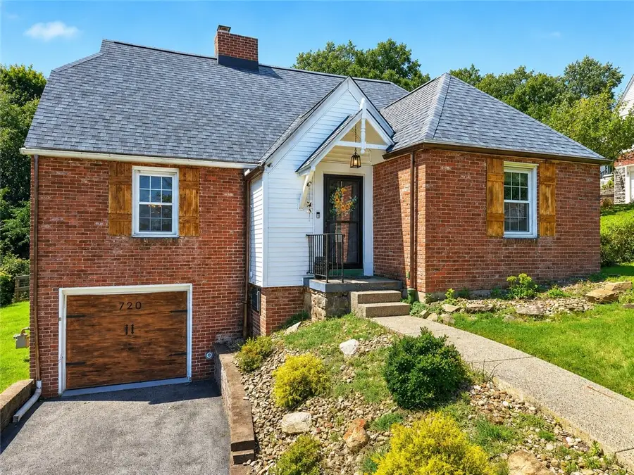 720 Summit St, Coraopolis, PA 15108 - #2