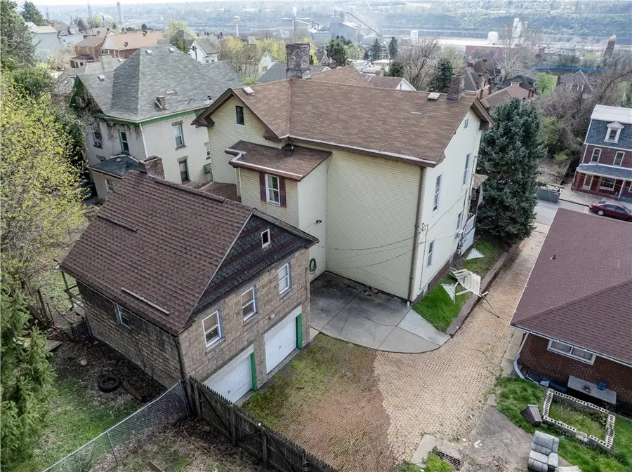 825 North Ave, Braddock, PA 15104 - #3