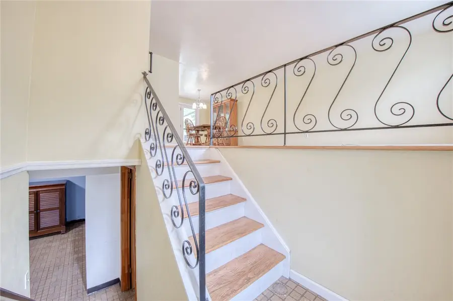 110 York Dr, Pittsburgh, PA 15214 - #2
