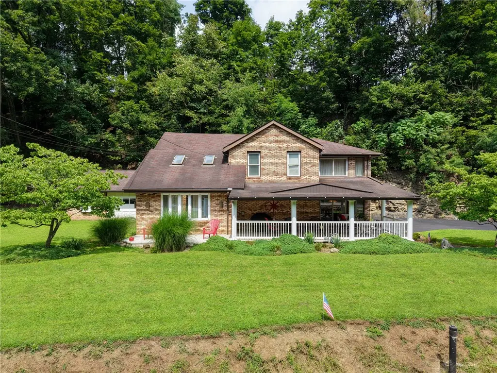 1414 Lower Bull Run Rd, West Mifflin, PA 15122 - #1
