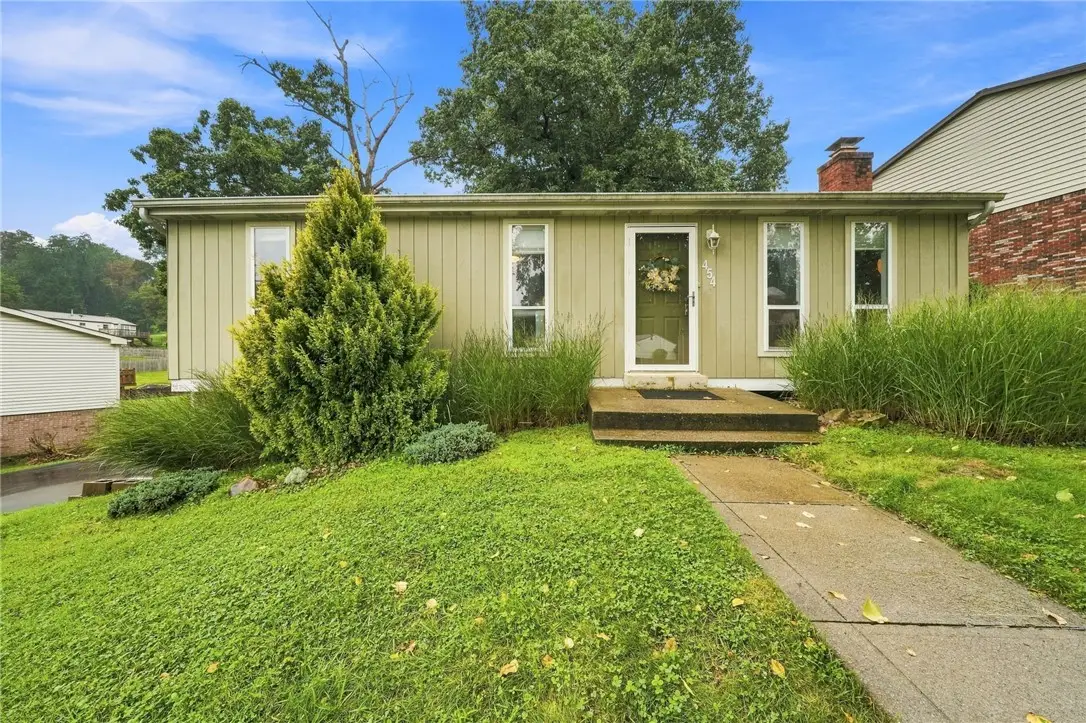 454 Rosanne Dr, Verona, PA 15147 - #1