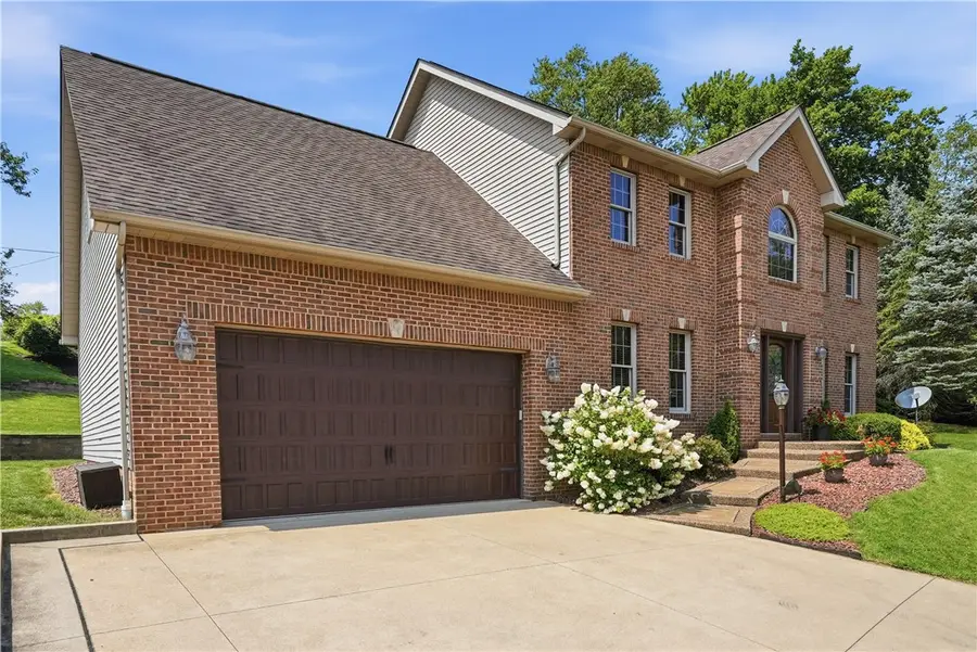 721 Stonebridge Drive, North Huntingdon, PA 15642 - #3