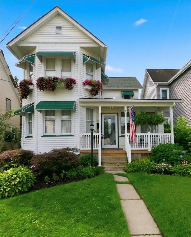 284 S Stewart St, Blairsville, PA 15717 - #1
