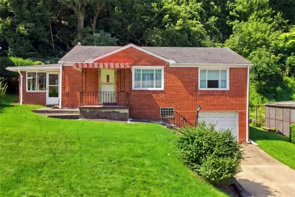 522 Naysmith Rd, N Versailles, PA 15137