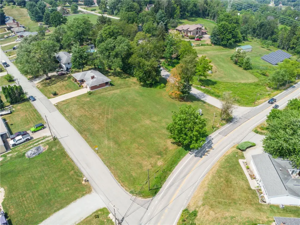 2 Fritchman Dr, Jeannette, PA 15644 - #1