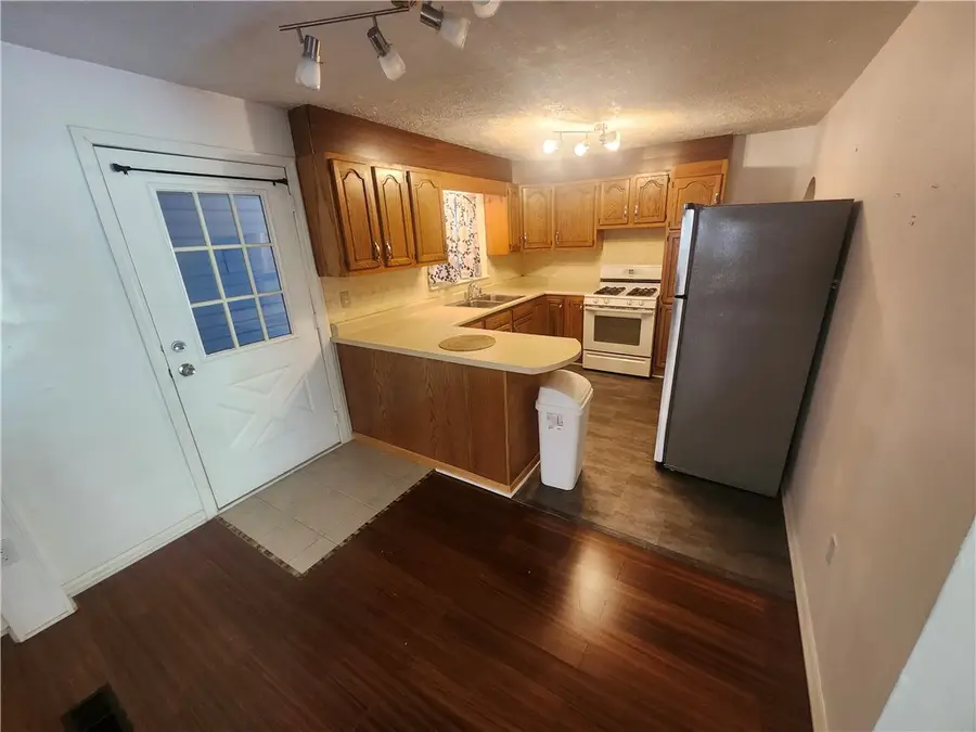 147 Georgetown Road, Beaver Falls, PA 15010 - #3