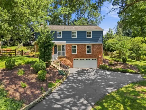 2489 Southvue Drive, Pittsburgh, PA 15241