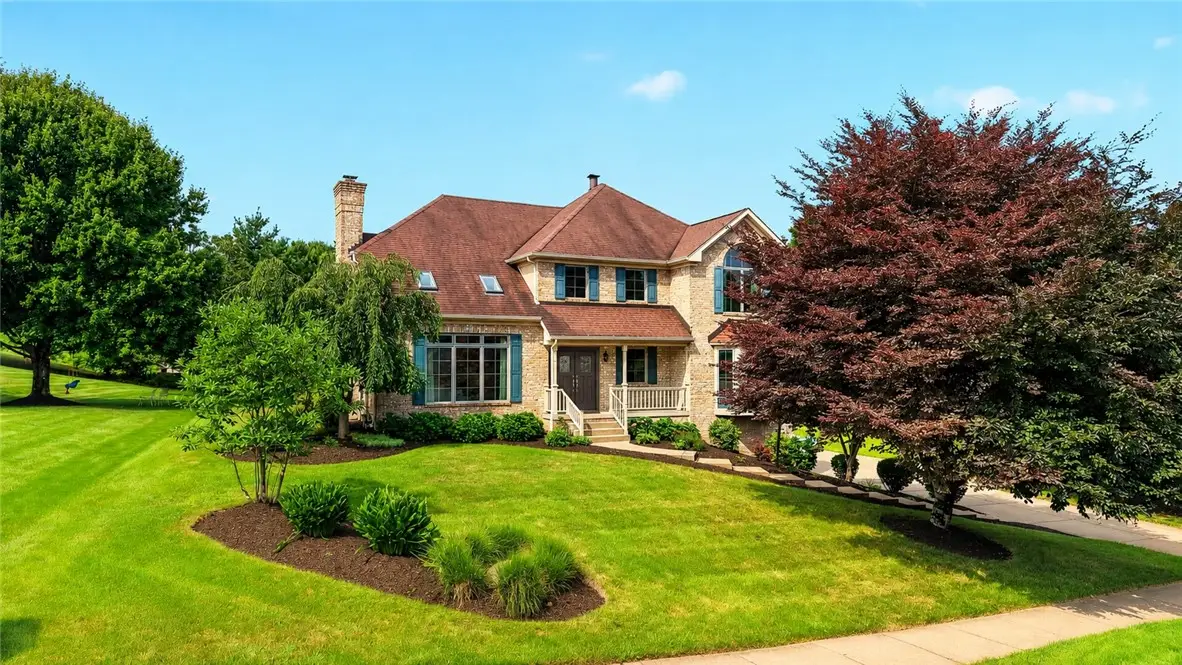 2605 Barnes Dr., Coraopolis, PA 15108 - #1