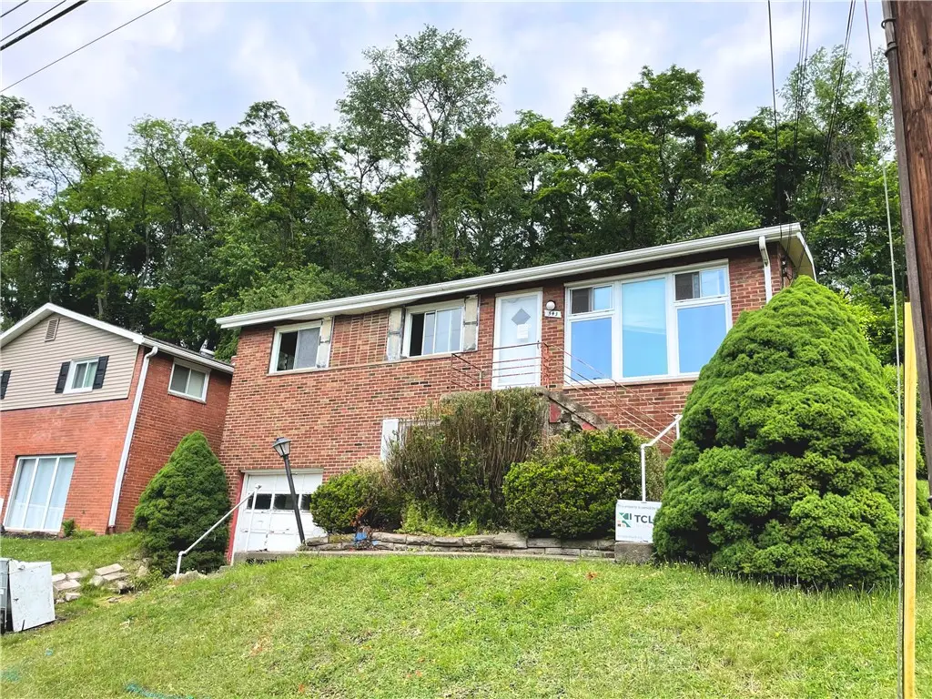 543 Lucia Dr, Pittsburgh, PA 15221 - #1