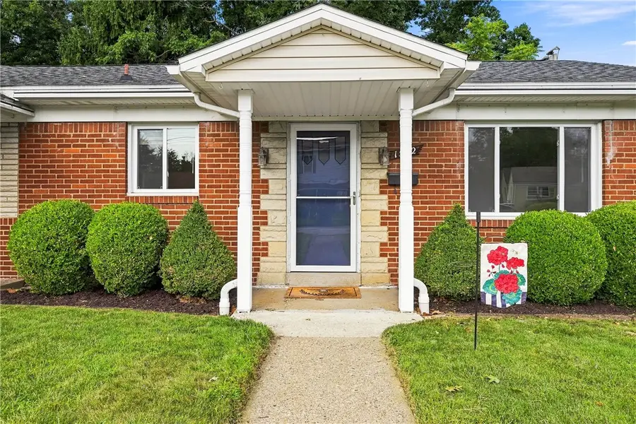1502 Linnie Lou Drive, Pittsburgh, PA 15234 - #2