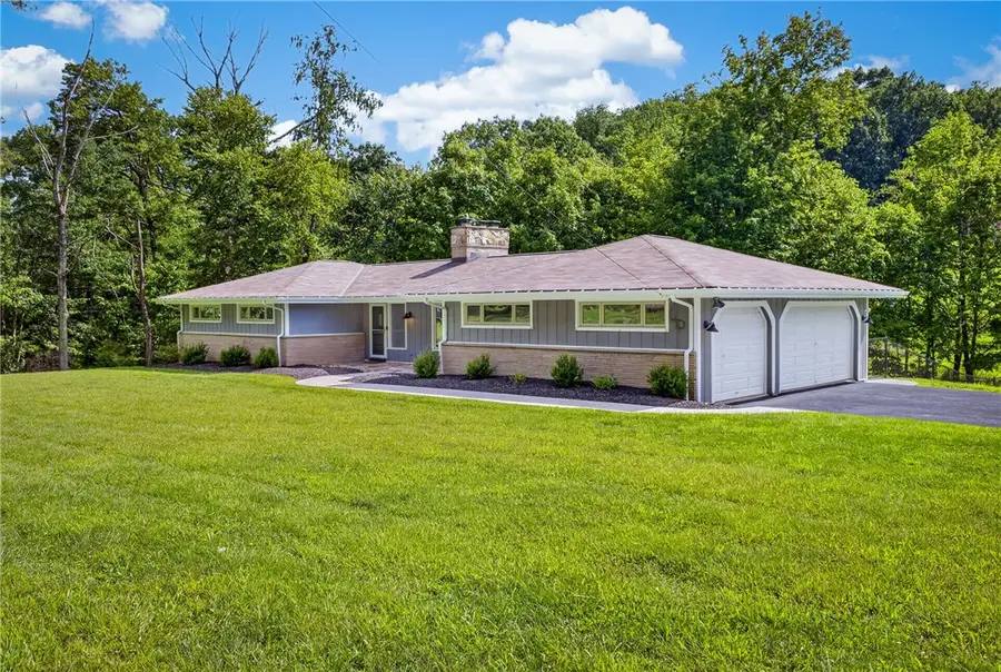 524 Munntown Rd, Finleyville, PA 15332 - #2