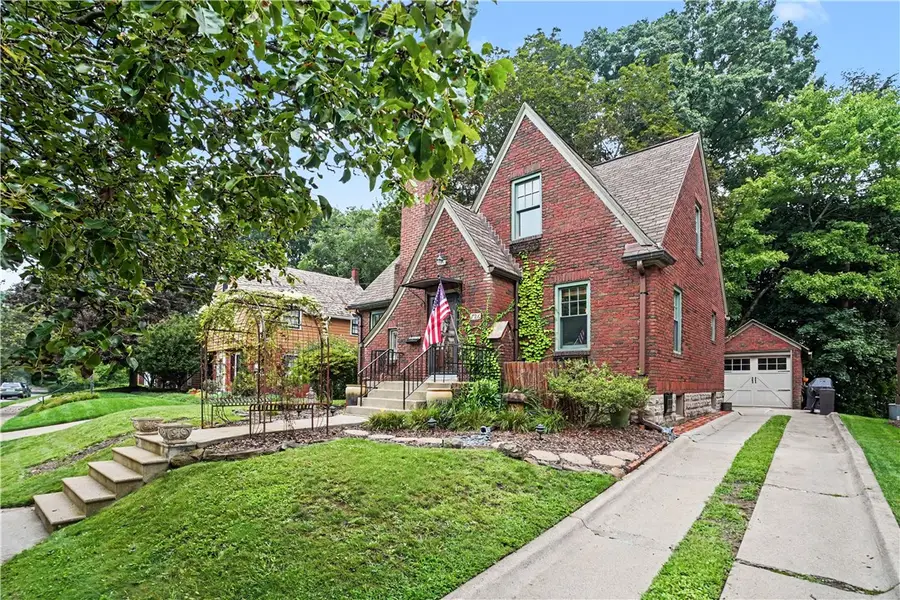 726 Harden Dr., Pittsburgh, PA 15229 - #3